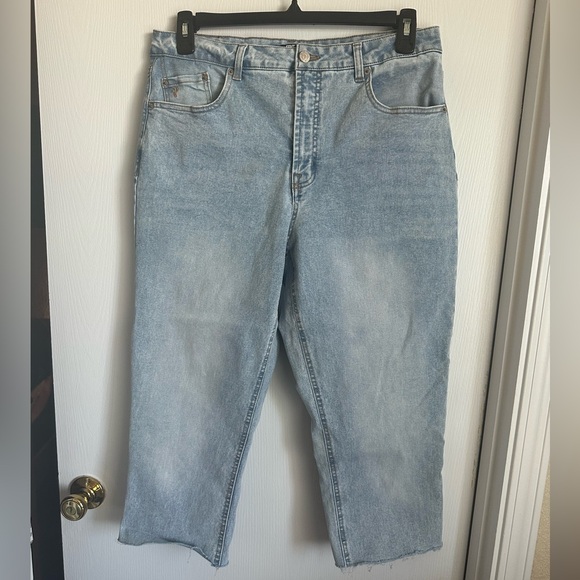 Frye Light Blue Denim Jeans size 10/30 - Picture 1 of 7